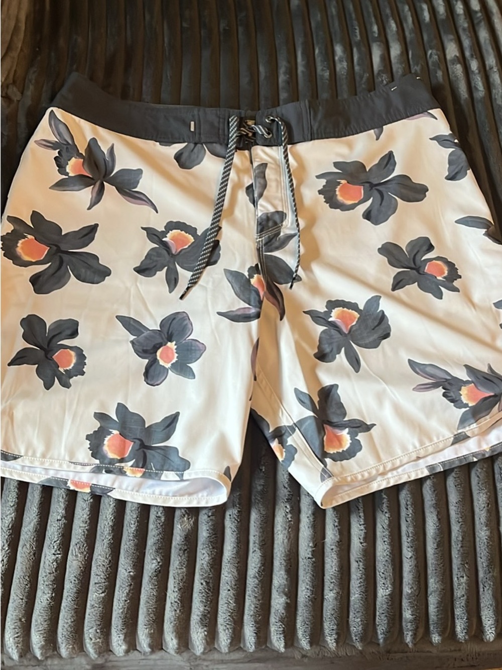 Quiksilver White Swim Board Shorts with Black Floral Print and Coral Accents